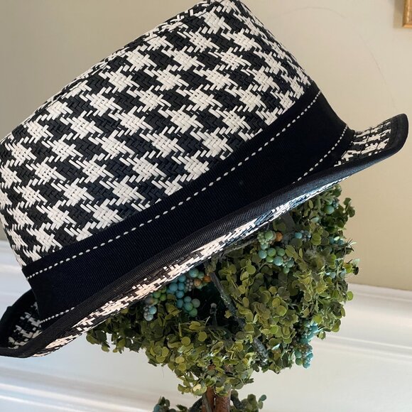 Pugs Gear Black and white Houndstooth Straw Hat - Picture 4 of 15